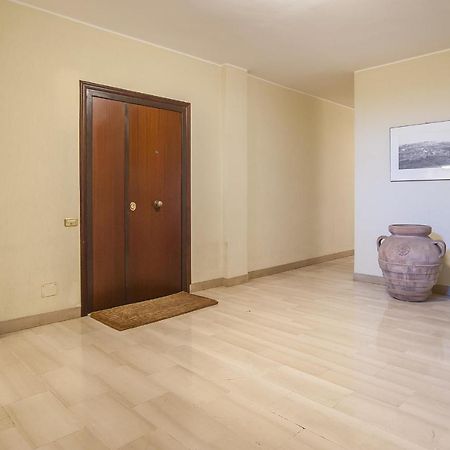 Eur Luminous And Large Family Terrace Apartment Roma Exterior foto