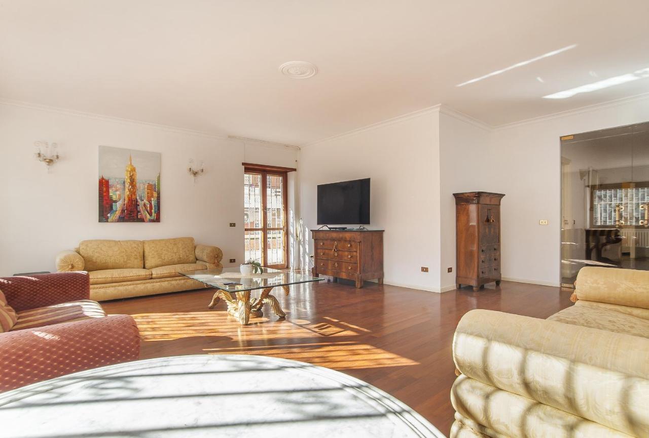Eur Luminous And Large Family Terrace Apartment Roma Exterior foto