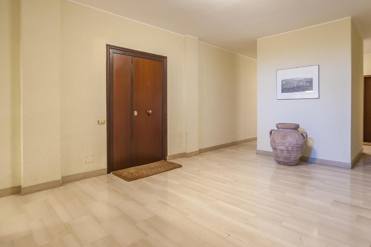 Eur Luminous And Large Family Terrace Apartment Roma Exterior foto